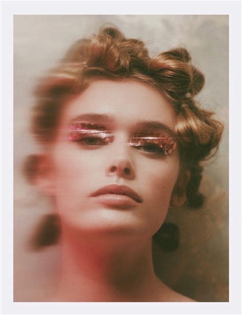 Pin by Vesa on Aesthetic | Blur photography, Portrait photography ...
