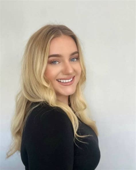 Chloé Hare-Jones | Royal Welsh College of Music & Drama