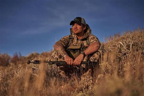 Mike Glover - Green Beret, FieldCraft Survival - Biography