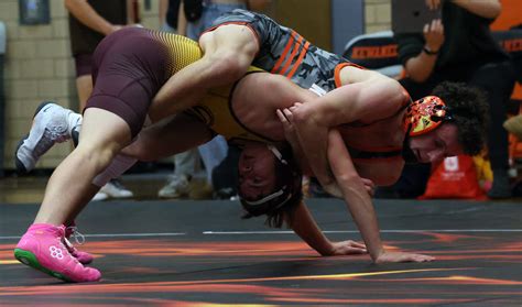 KHS wrestlers off to a good start | Kewanee Voice