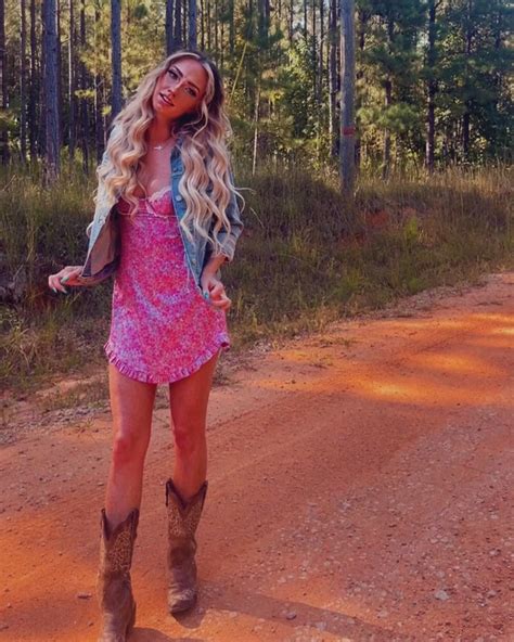 Victoria Winter (@southern.barbie) • Instagram photos and videos