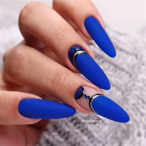 Half Moon Nails Guide With The Dreamiest Ideas - Glaminati.com