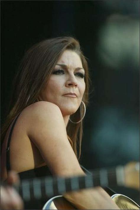 Kenny Chesney and Gretchen Wilson at Qwest Field