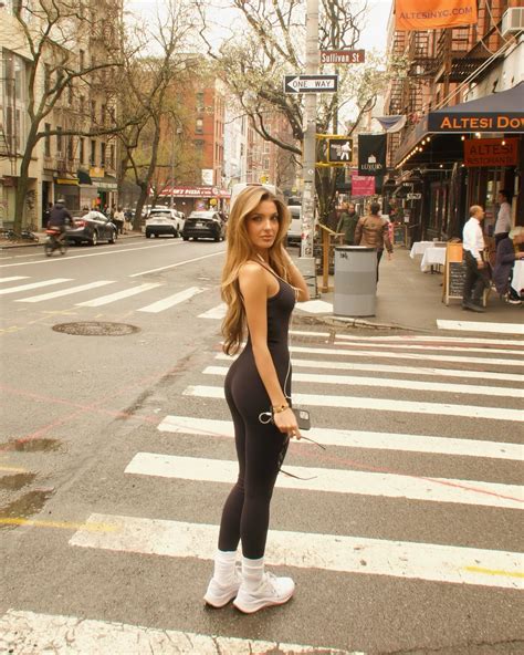 Lexi Rivera | european summer🍋 | Instagram