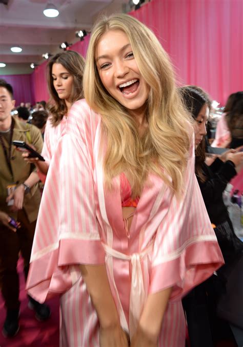 15 Shocking Forum Phun Celebrity Extra Secrets You Need To Know NOW! Image 12