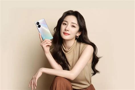 spesifikasi realme  pro  yuk simak selengkapnya blibli friends