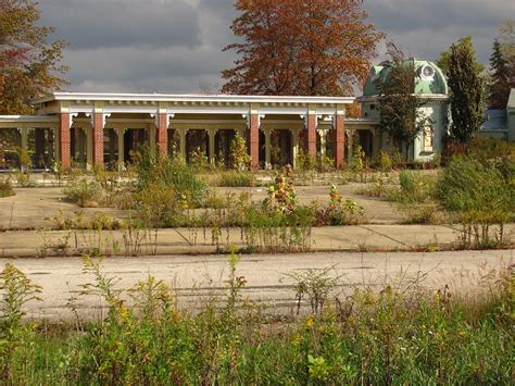 This Video Of The Abandoned Ruins At Geauga Lake Will Hit You Right In ...