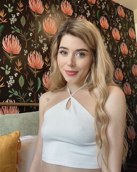 C (@notcloconut) • Instagram photos and videos