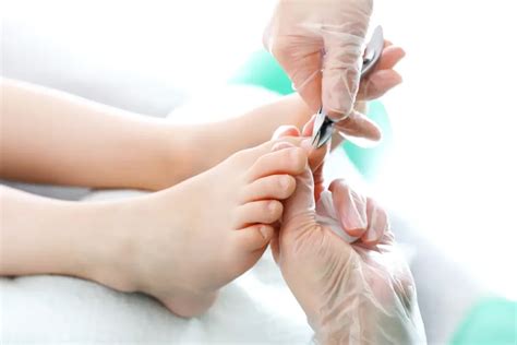 How To Make Curved Toenails Grow Straight