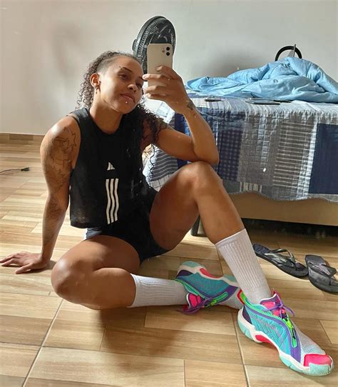 Maira (@playwithmaira) • Instagram photos and videos
