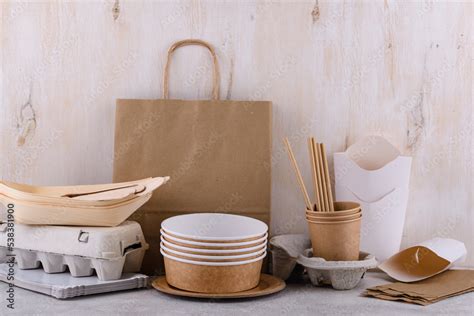 Reusable eco friendly sustainable food packaging Stock Photo | Adobe Stock