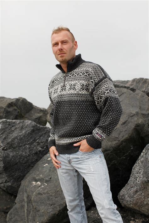 Norwegian sweater from Norwool of pure new wool - Setesdal design