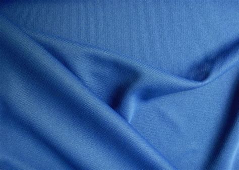 Полиэстер это натуральная ткань? - отличия натуральной и синтетической ...
