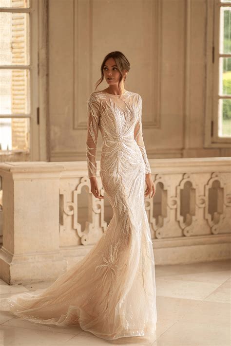 mermaid wedding gown 2