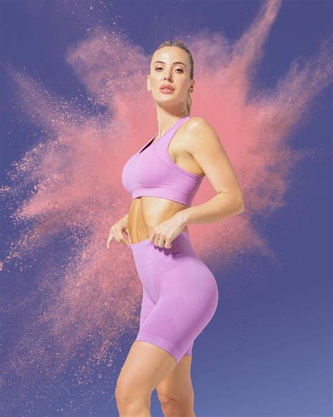 Jesica Cirio se puso la calza: Tremenda belleza manejás