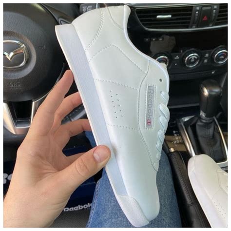 Жіночі кросівки Reebok Princess White, білі шкіряні кросівки рібок ...