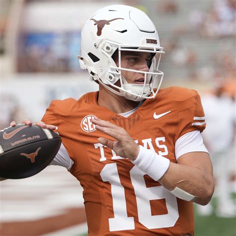 Paige Spiranac Had Hilarious Reaction To Naked Golfers Photo - The Spun