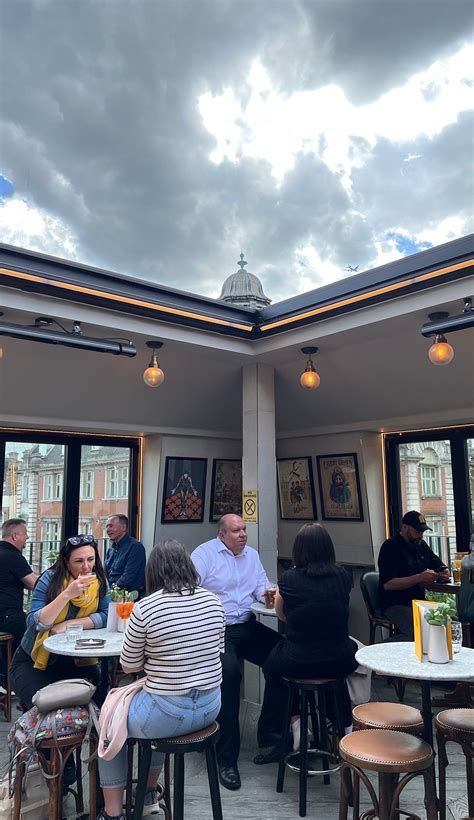 Things to Do in London in May - Sunny in London