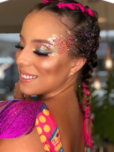 Maquiagem Carnaval Com Glitter