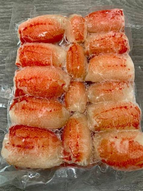 Мясо краба кусковое, в наличии. Цена: 2 500₽ в Хабаровске