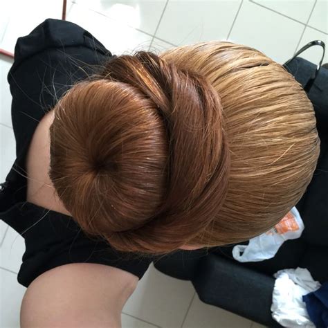 how to use donut bun for hair