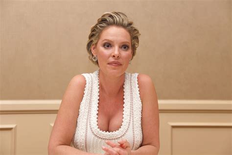 Katherine Heigl se confie sur sa grossesse (et pourquoi elle la vit mal