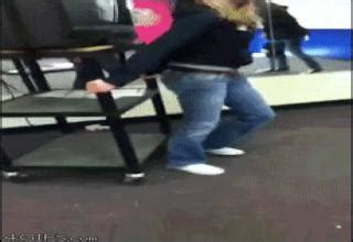 39 Amusing GIFs Of People Falling - Funny Gallery | eBaum's World 