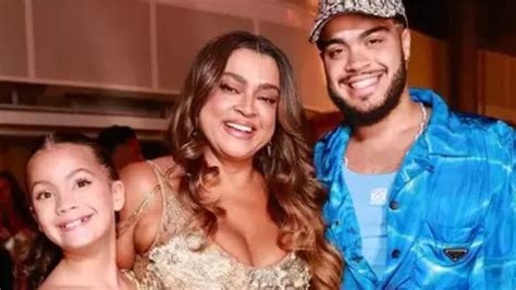 Qual A Fortuna De Preta Gil - Fortuna de Preta Gil: qual o valor da herança deixada pela cantora?