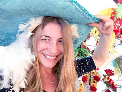 101 Questions About Spain: The Spain Quiz for Curious People