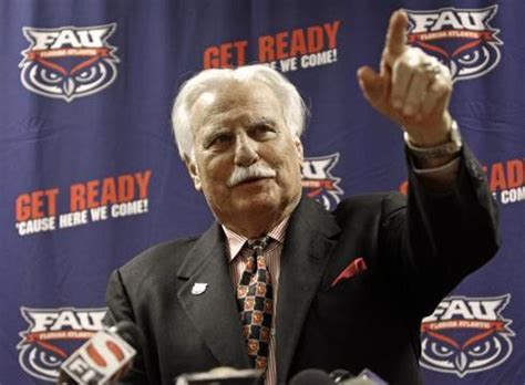 Column: Howard Schnellenberger's colorful career coming to an end at ...