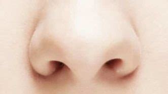 Burning Sensation Inside My Nose: What Does It Mean? | IYTmed.com