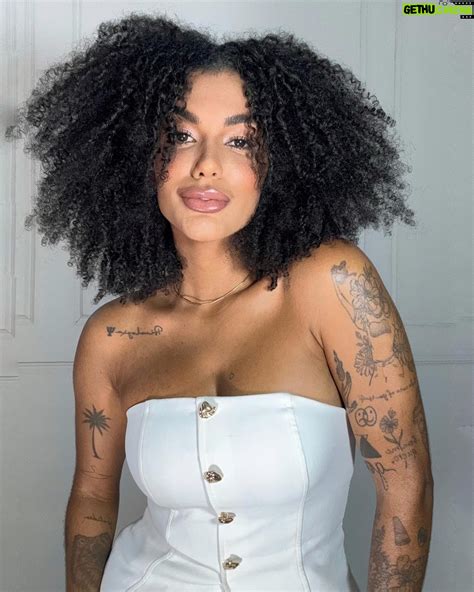 Thauny Raquel Wiki, Biography, Age, Gallery, Spouse and more