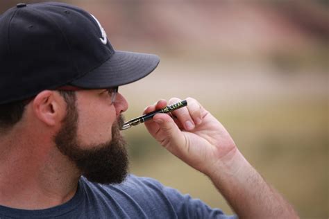 characteristics   thc  vape travel friendly giejo magazine