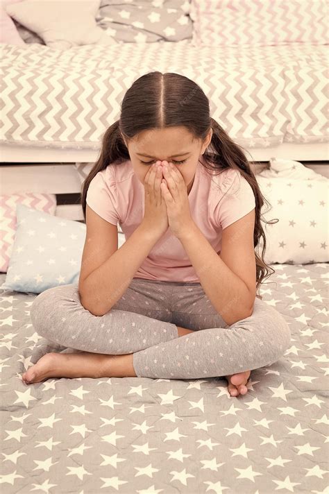 Premium Photo | Crying concept baby crying unhappy girl crying in bed