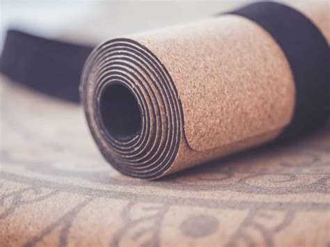 The 11 Best Non-Toxic + Sustainable Yoga Mats - Going Zero Waste
