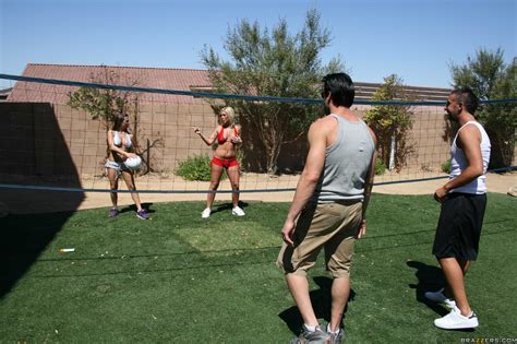 Rachel Roxxx plays volleyball Unrated