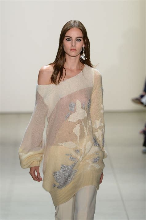 28 Nakedest Looks From the NYFW Runway