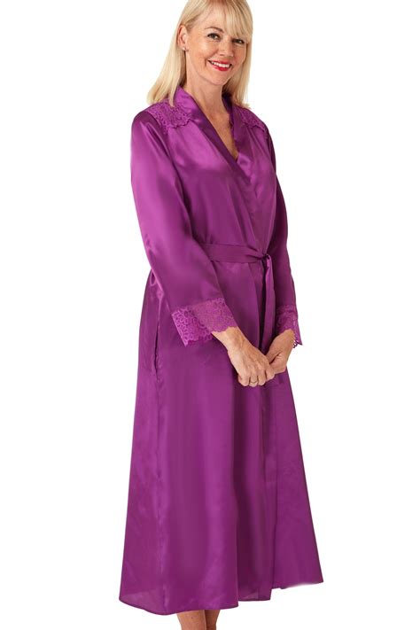 Katya Lace & Plain Satin Robe – Marlon