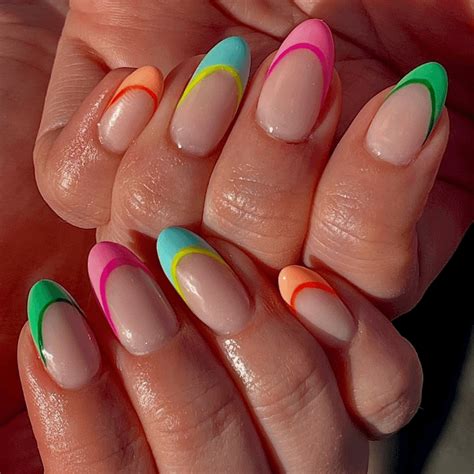Best Summer Nail Colors & Designs to Try in 2025