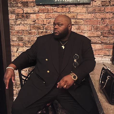 The moment has come for me to hit the stage again and most of my