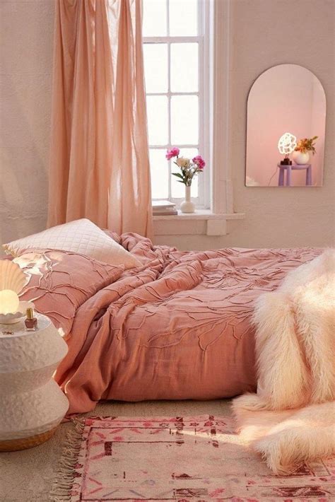 20+ Blush Pink Room Decor