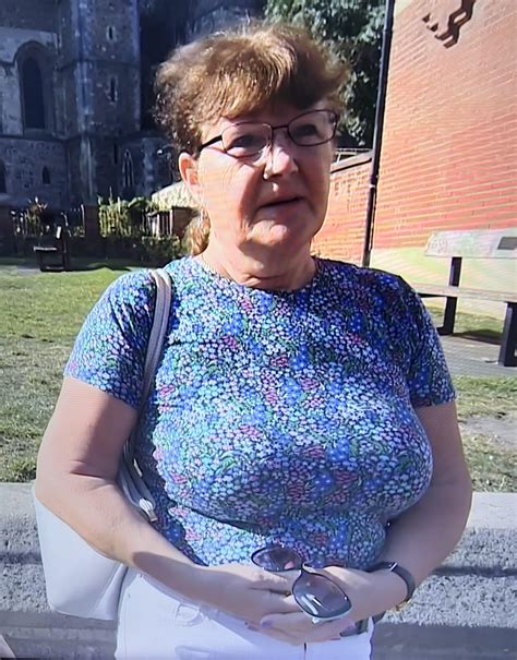 Watching my local news. Look at the knocker’s on this GILF : r/oldgrannys
