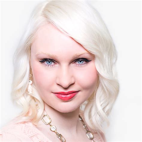 Diana Vreeland's Great Granddaughter Caroline Vreeland - Caroline