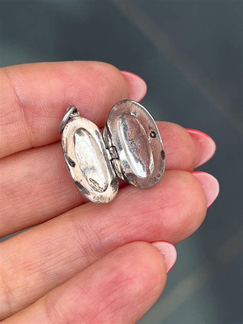 Vintage Silver Small Oval Locket Charm - Etsy