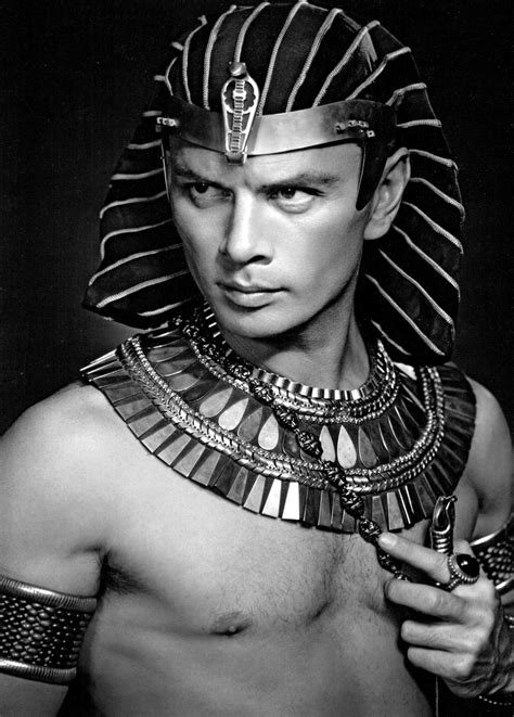 Yul Brynner. That stare tho. : r/VintageLadyBoners