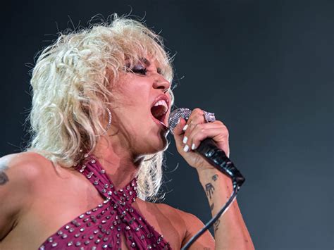Miley Cyrus puts an exclamation point on Summerfest 2021