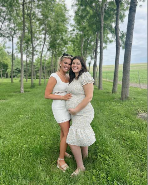 Clara Dee | thank you 2022 for these people and memories with love