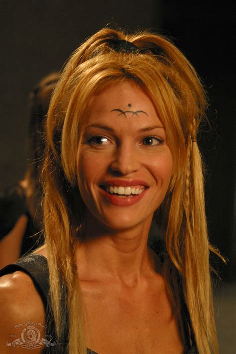 Jolene Blalock is Ishta in Stargate SG-1
