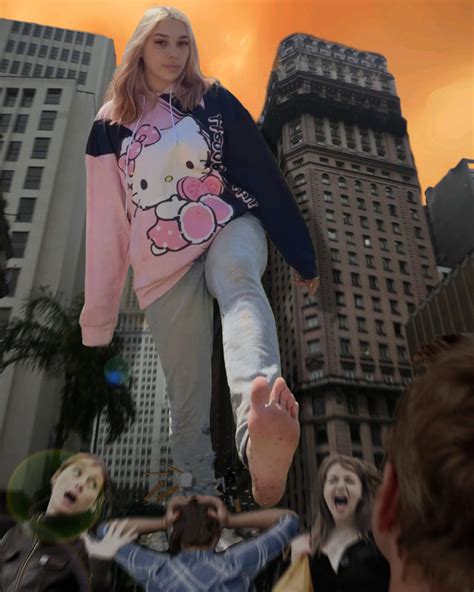 Megashroom studios | Ugg slippers + tiny šlaves for Harley to smother