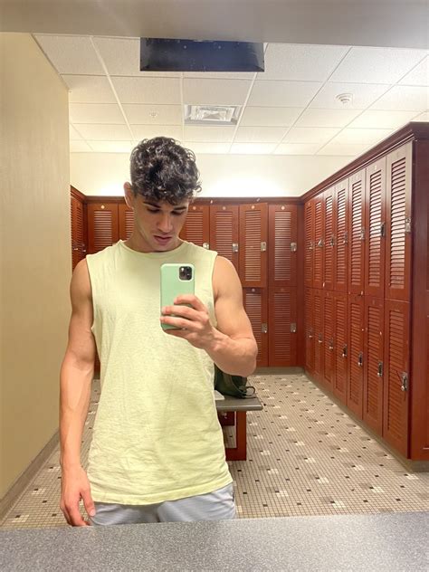 Angel Dario Garcia on Tumblr